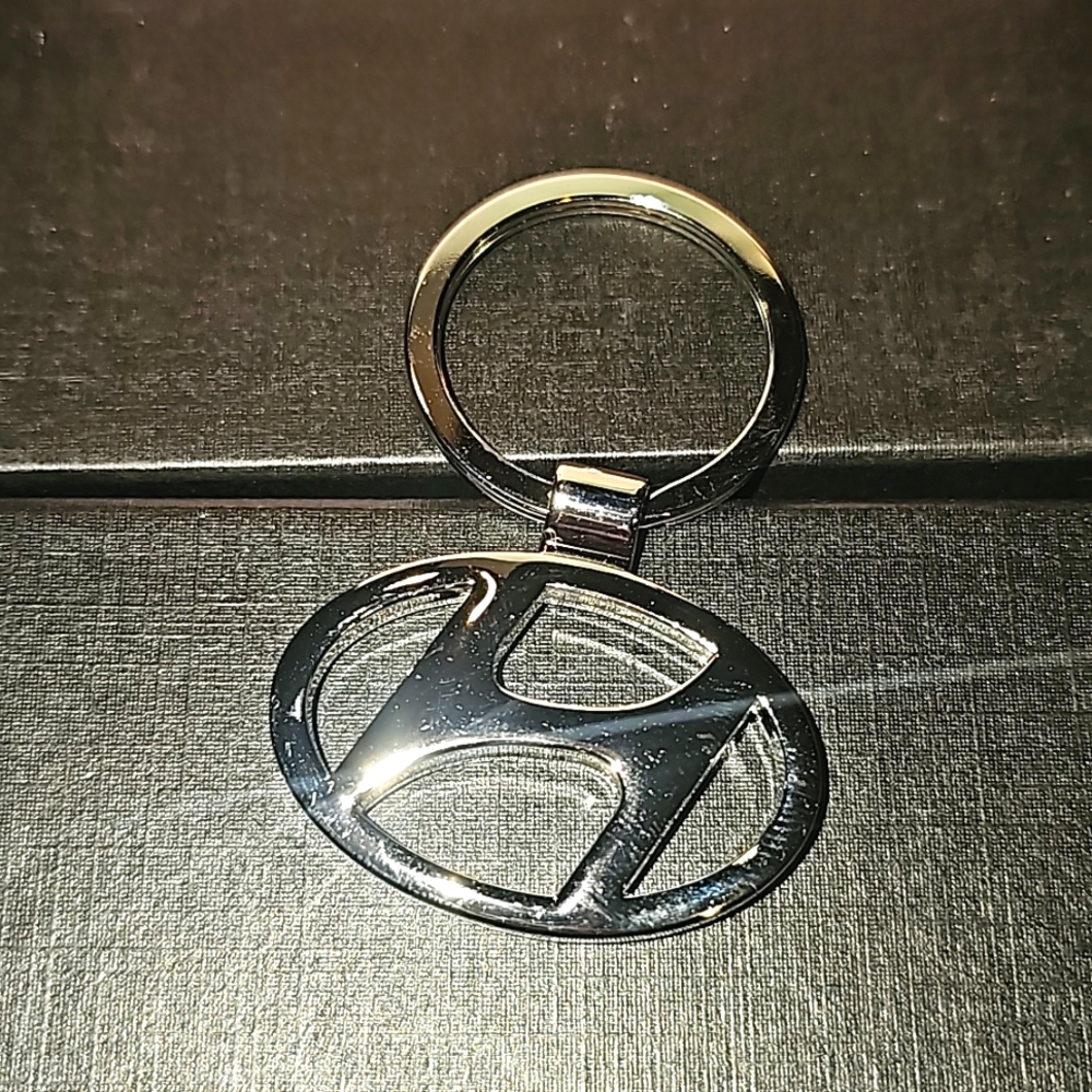 NWT Hyundai Car Keychain